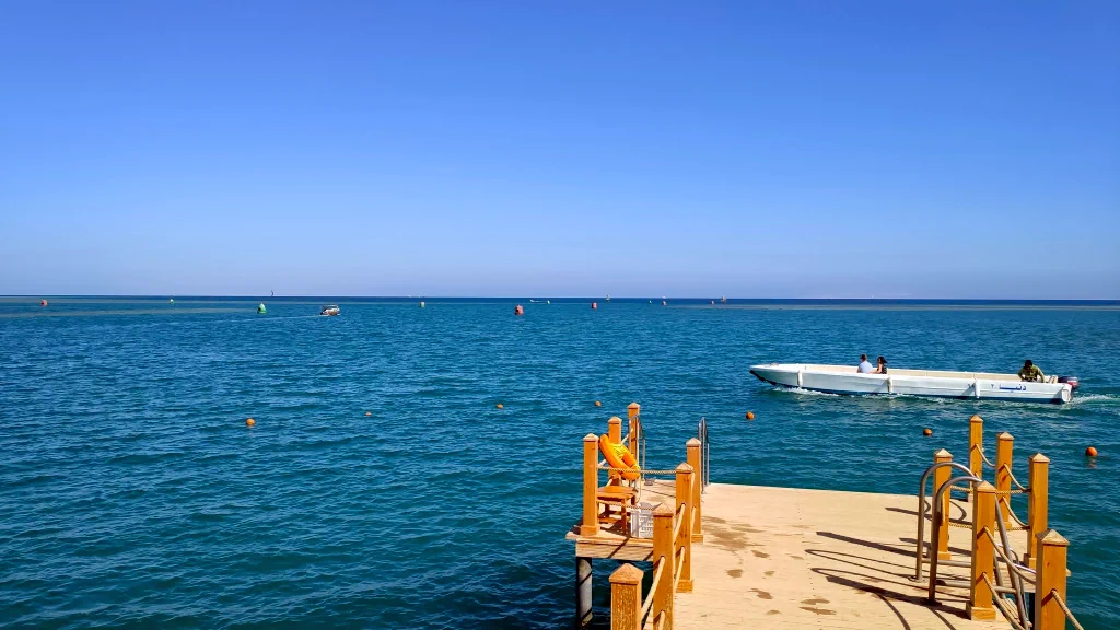 الفندق ثرى كورنرز أوشن فيو - الجونة